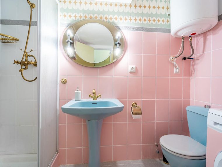 Come abbellire un bagno vecchio