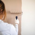 Cosa fare quando si è annoiati a casa? Scopri 10 idee creative per ravvivare le tue giornate!